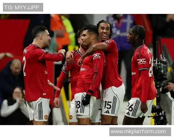 英超激战巴黎圣日耳曼与AC米兰战平点球大战引发全场狂欢