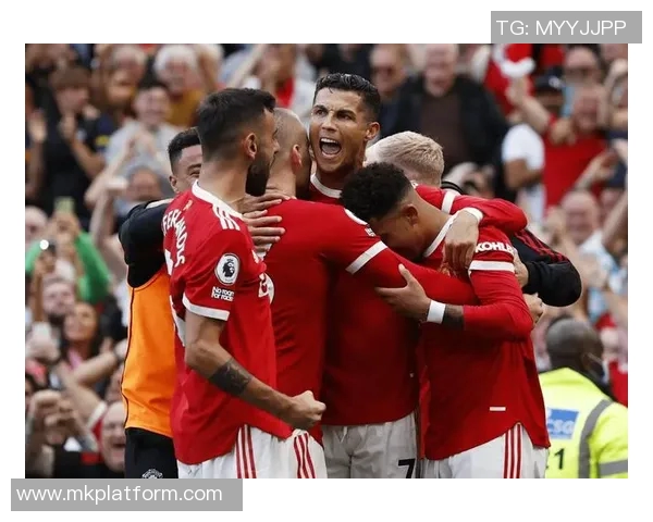 中超联赛曼联与切尔西激战成平局绝杀瞬间引发全场热议